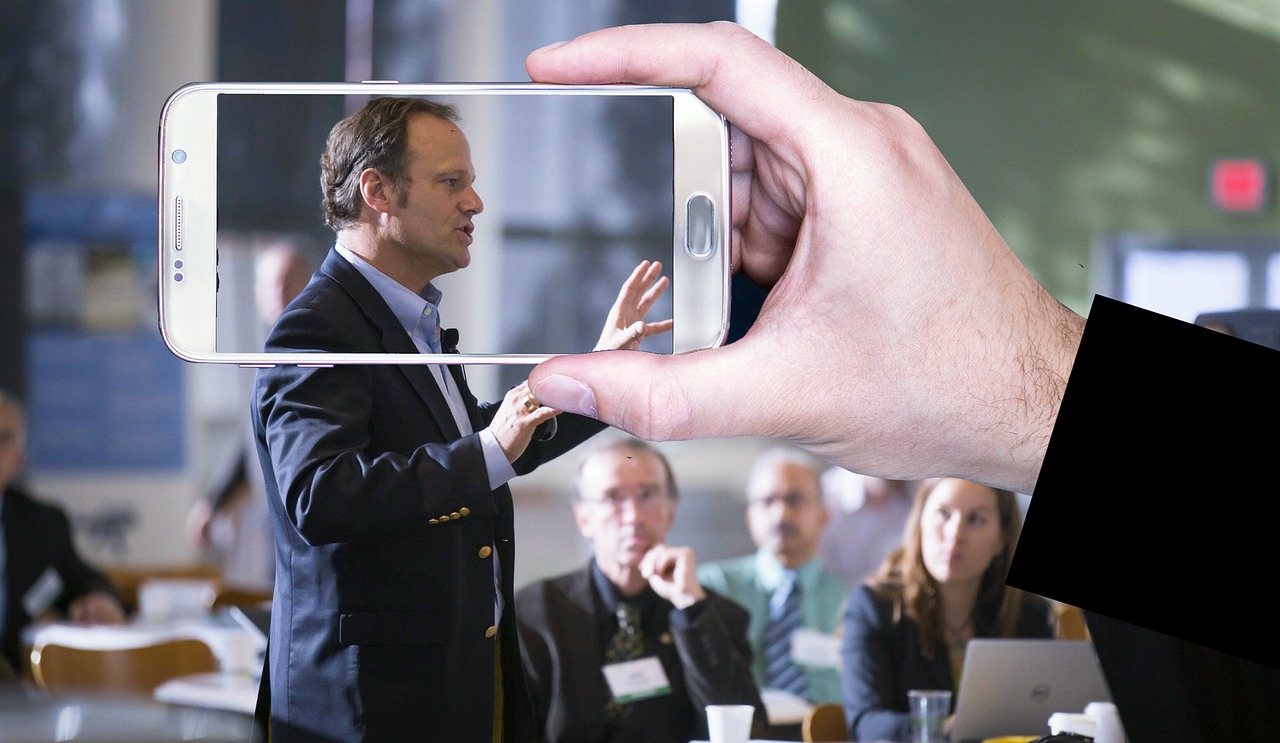 Inspirar empreendedores e motivá-los é uma das funções que estão colocando os TED Talks cada vez mais em destaque.